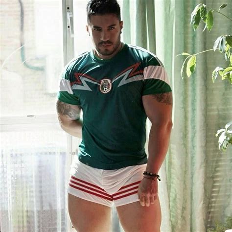 fotos de hombres encuerados|Hombres encuerados Archives